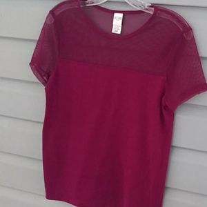 Victoria sport shirt size small